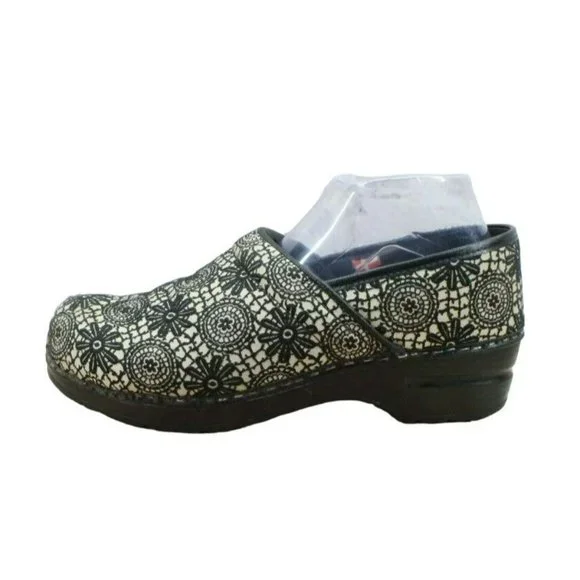 Sanita Multicolor Faux Leather Floral Pattern Slip on Clogs Size 10.5-11 - Picture 1 of 8
